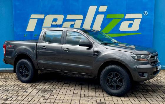 FORD RANGER 2.2 XLS 4X4 CD 16V DIESEL 4P AUTOMÁTICO